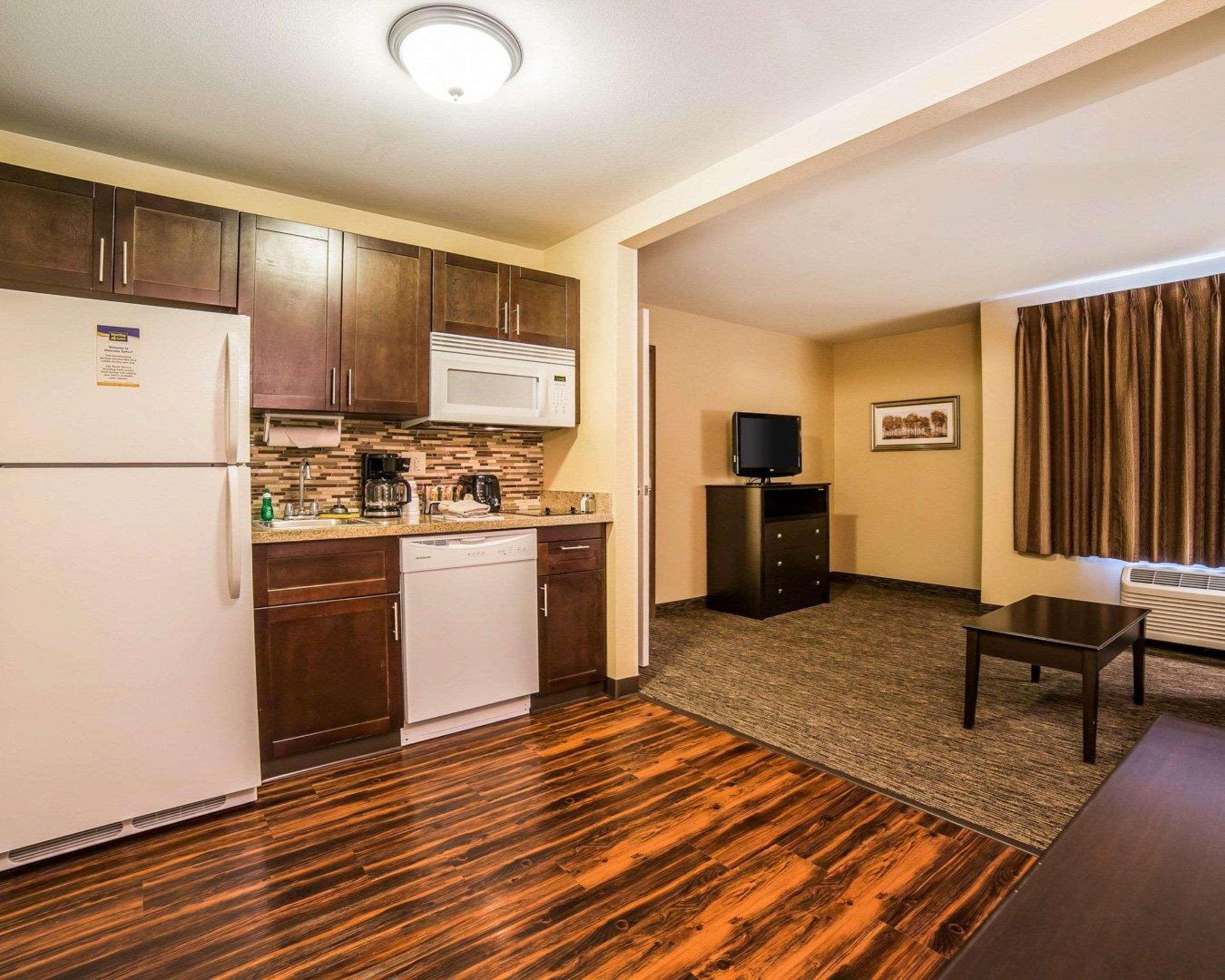 Mainstay Suites ラピッドシティ エクステリア 写真